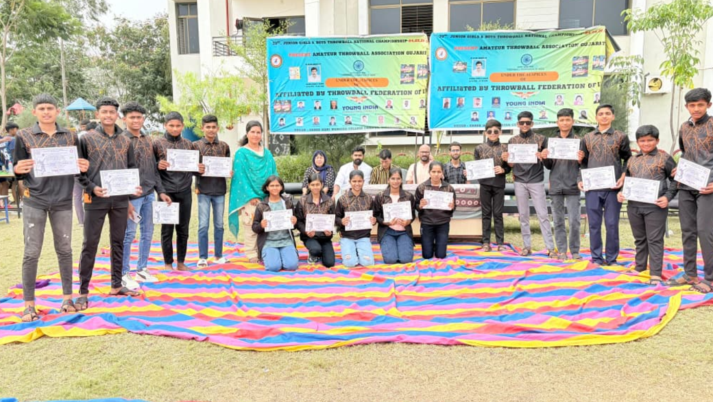 2025-10-28 15:11:00   Shri Sharda English Medium School, Kopargaon, Athletes Represent Maharashtra at 33rd Junior Throwball Nationals 2025