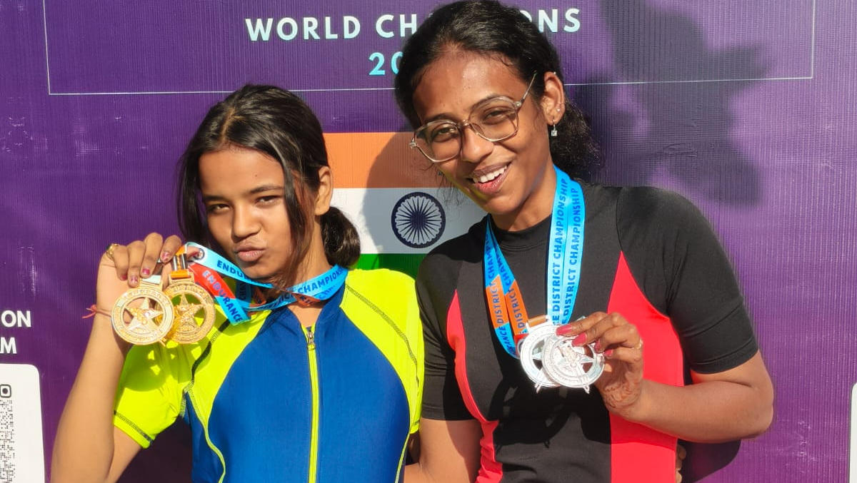 2025-12-18 10:42:00 Somaiya Sports Academy Pooja Maske and Khushi Gandhi Qualify for State-Level at District Roller Skating Championships